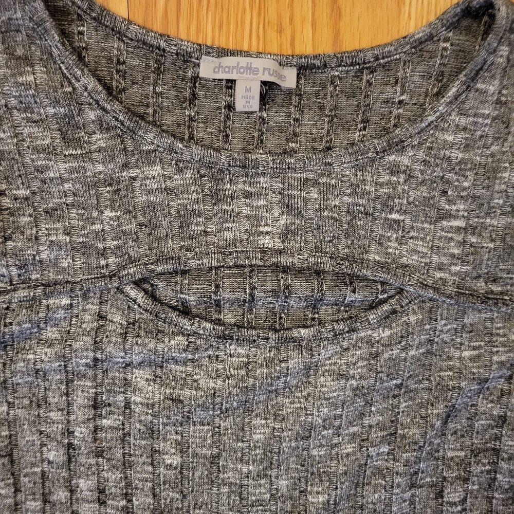 🟣 Grey ribbed keyhole shirt - Picture 3 of 4